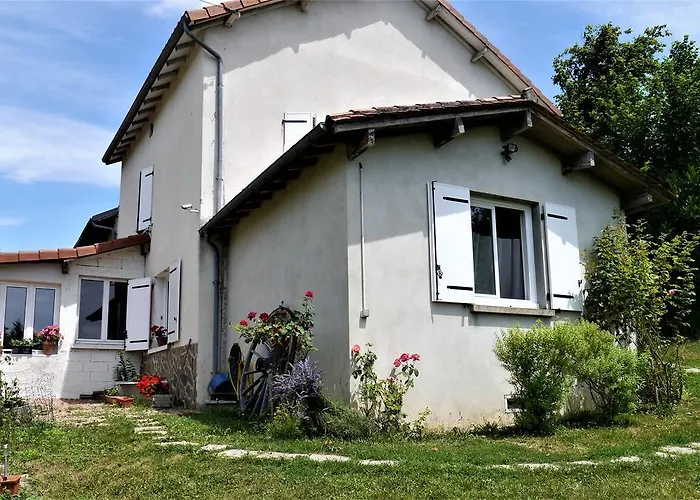 Ajjana Chambres D'hotes * Saint-Saud-Lacoussière